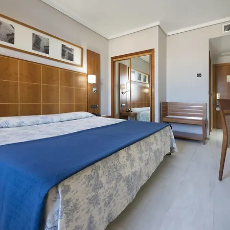 Exe Ciudad De Hotel 4*