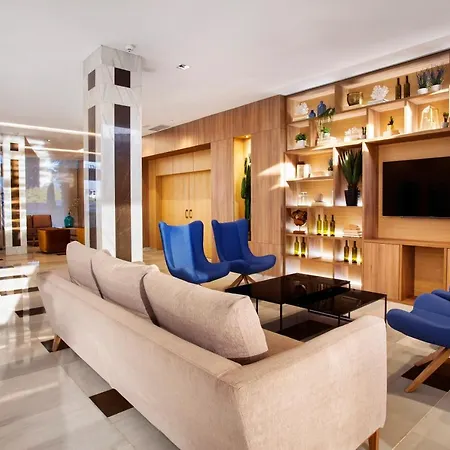 Exe Ciudad De Hotel 4*