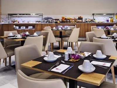 Exe Ciudad De 4* Κόρδοβα