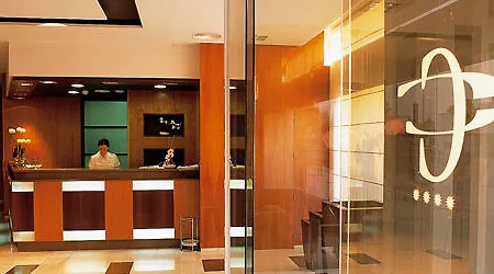 Exe Ciudad De קורדובה